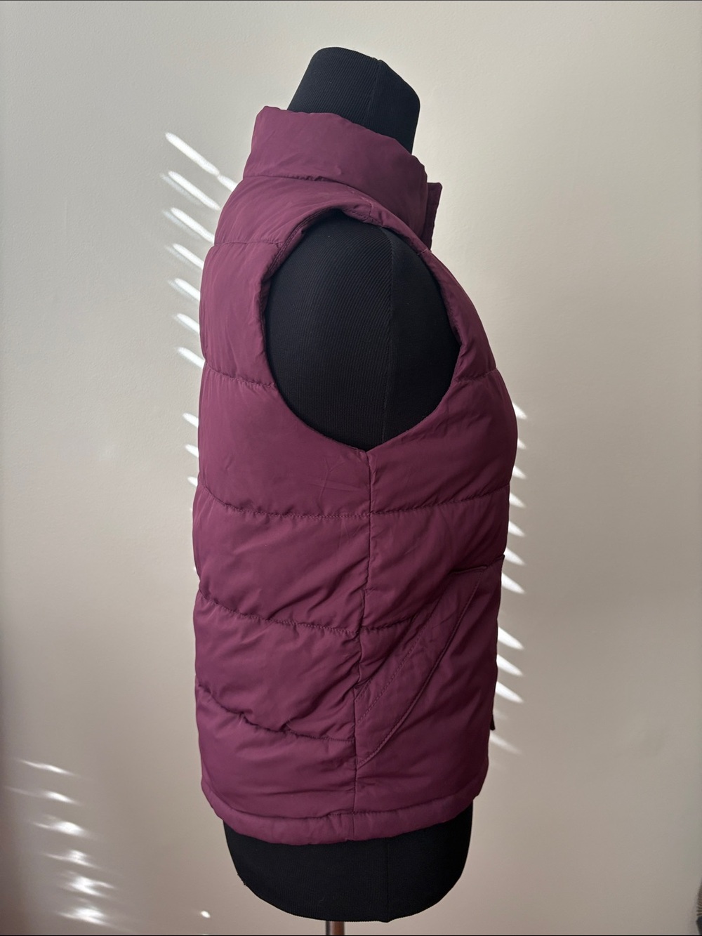 Gymboree Kids Quilted Puffer Vest - Deep Plum size Medium - Picture 3 of 15